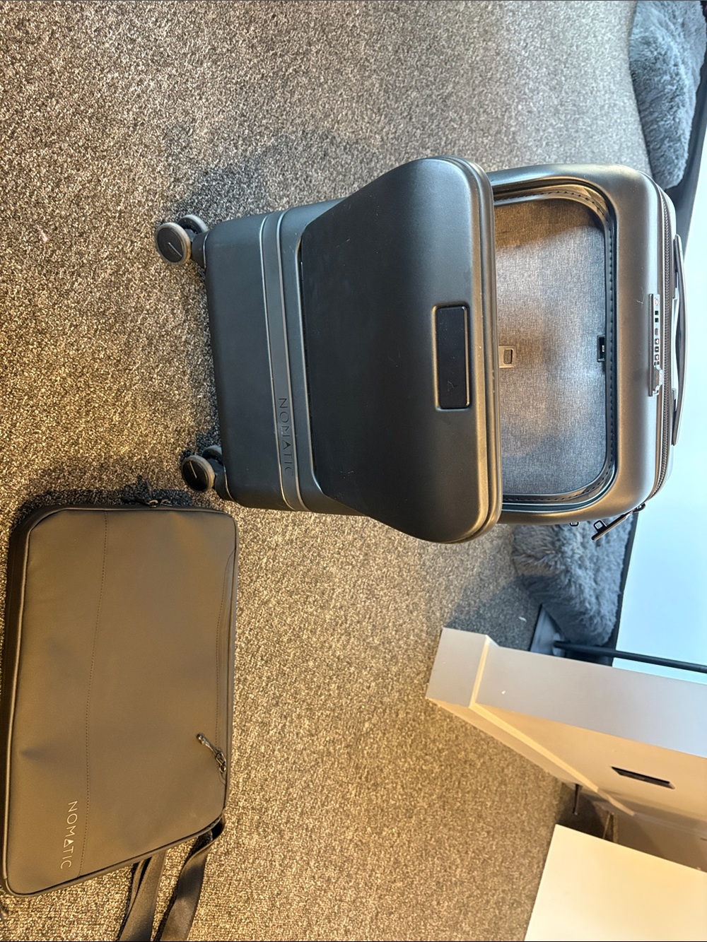Nomatic Carry-On Executive Spinner Luggage with Organizer Panels Tech Storage